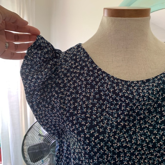 5/$25 Zara Basics Floral blue dress with pockets - Picture 9 of 13
